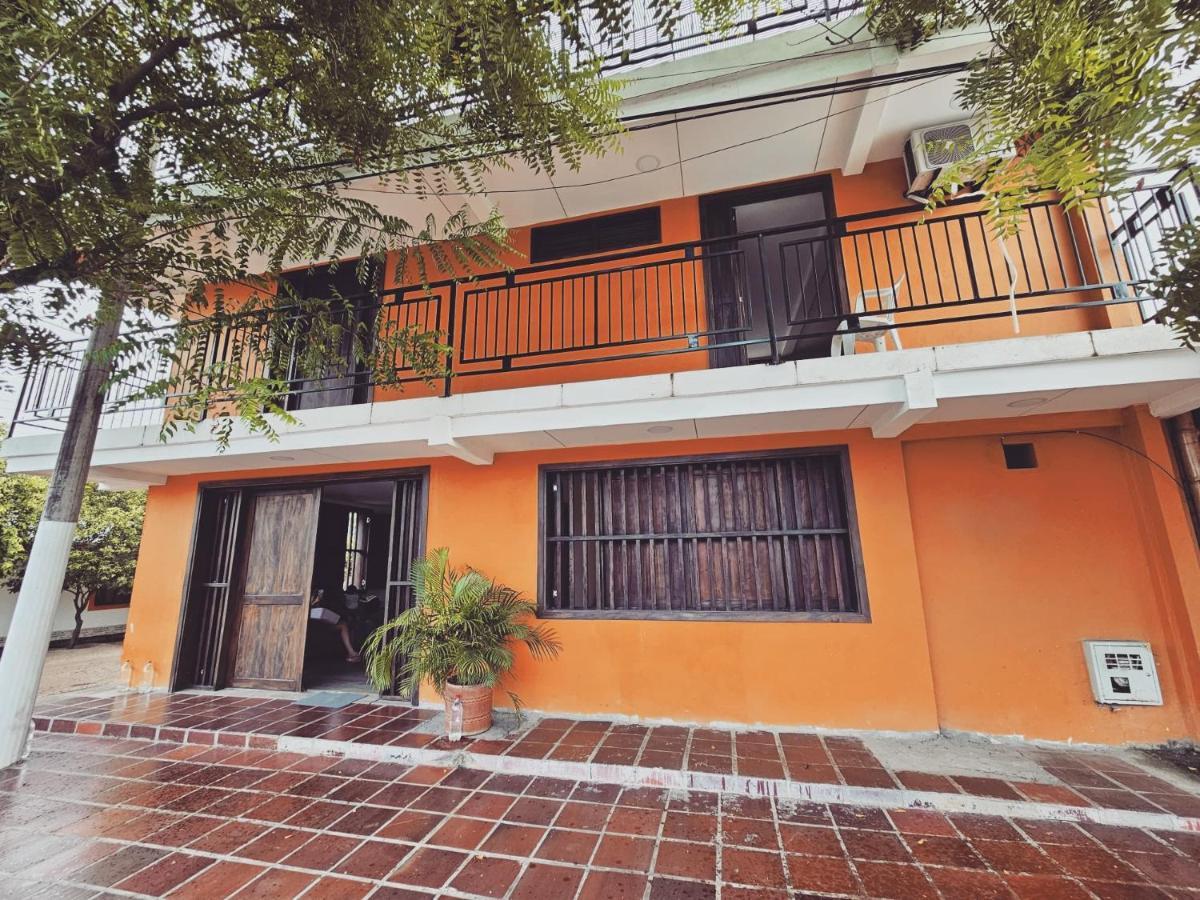 Hotel Victoria Queen Villavieja Exterior photo